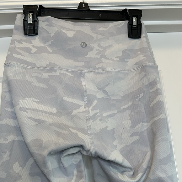 Lululemon Wunder Under High-Rise Tight Luxtreme size 4 - Picture 6 of 10